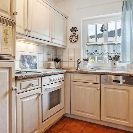 Yachthafenblick Nr 5 * Sellin (Rugen)