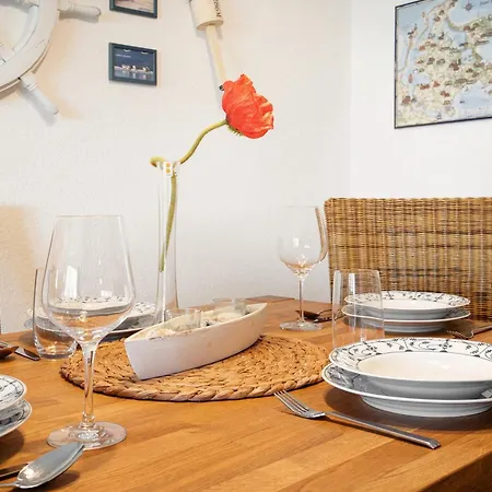 Yachthafenblick Nr 5 דירה *